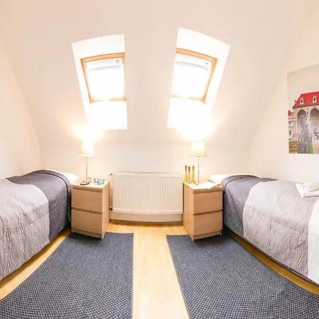Kozi Loft Old Town