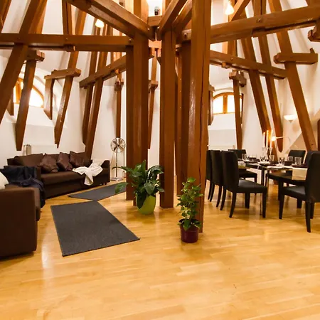 Kozi Loft Old Town 아파트